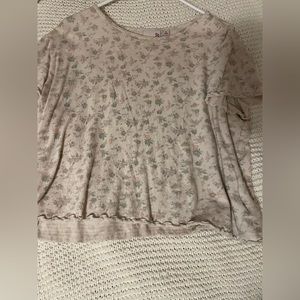 So flower top- size XL